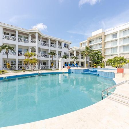 Grand Colony Island Villas San Pedro  Luaran gambar