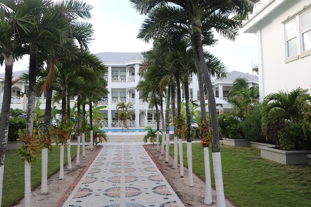 Grand Colony Island Villas San Pedro  Luaran gambar