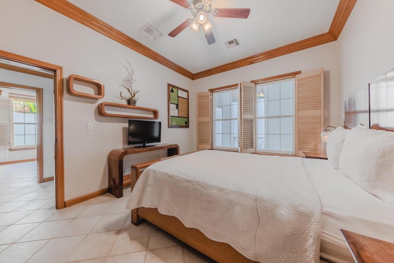 Grand Colony Island Villas San Pedro  Luaran gambar