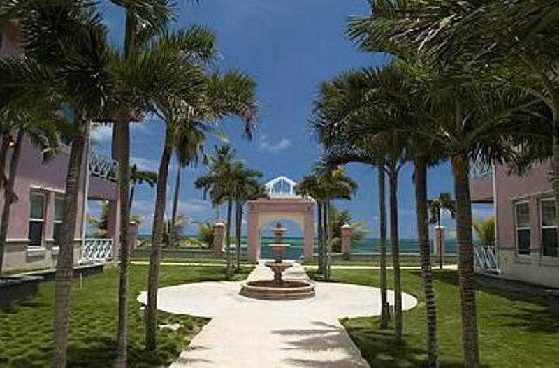 Grand Colony Island Villas San Pedro  Luaran gambar